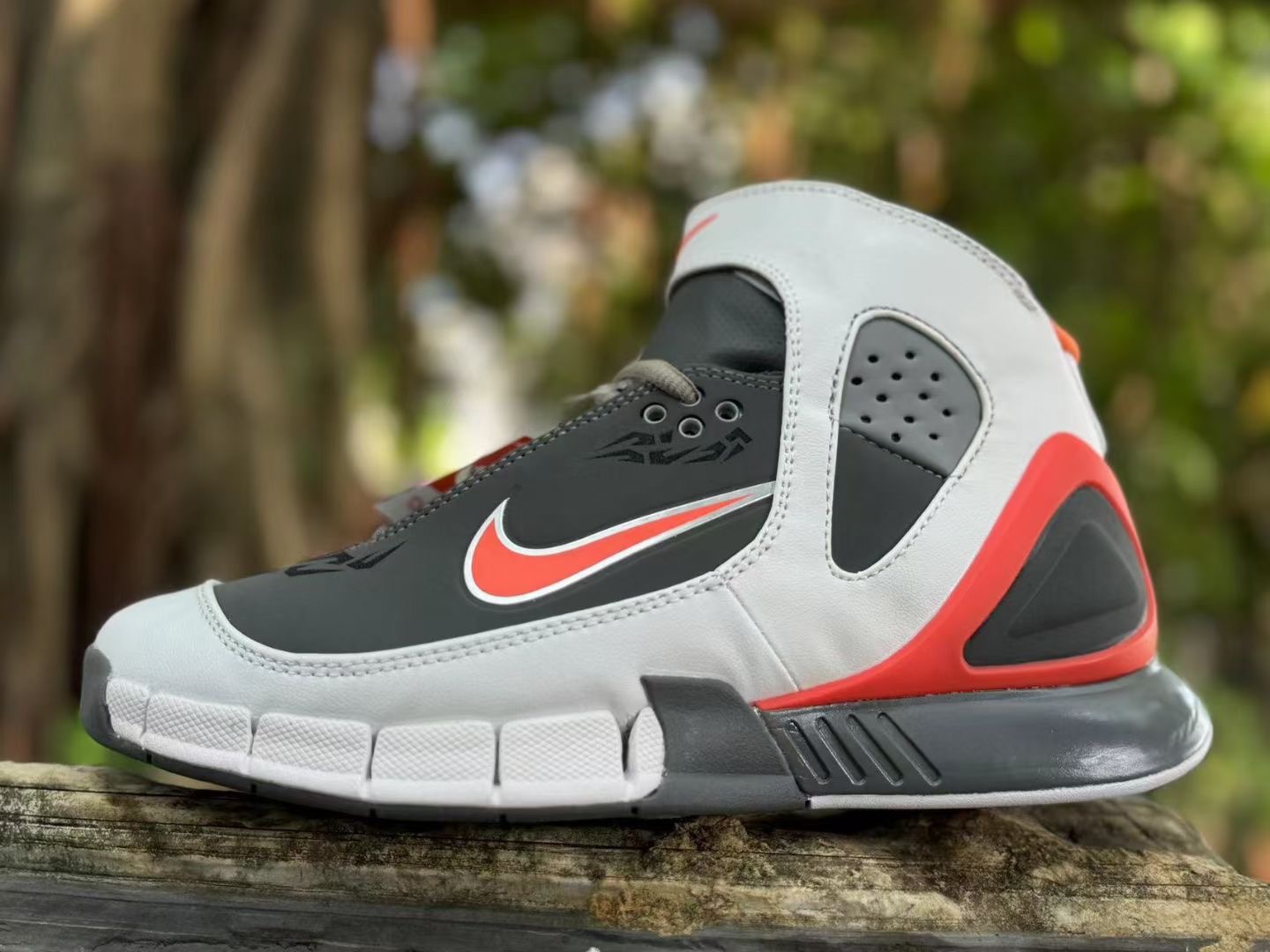 Nike Air Zoom Huarache 2K5 kobe Grey Red